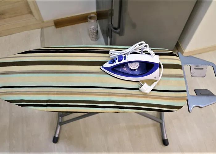 빌라 서울 홍대 풀게스트하우스 홍대입구역7번출구 넓은공간 2room 단독전체사용 파티가능